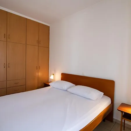 Stathis Apartamento